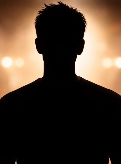 Blind Item: Career ng Isang Aktor, Lagapak na Matapos Maiwan ng Dating Ka-Partner?