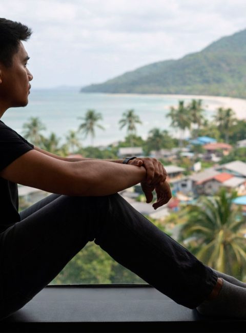 Signs You Haven’t Moved On From Your First Love: Why Emotional Closure Still Matters in Modern Relationships