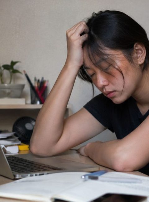 Why Ordinary Life Suddenly Feels Mentally Heavy for Many Adults